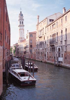 eu01052.jpg