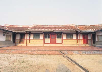 fa01048.jpg