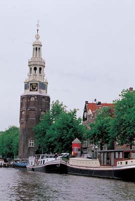aib035012.jpg