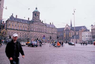 aib035034.jpg